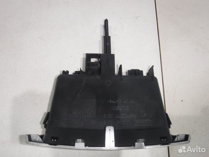 Ящик передней консоли Peugeot 308