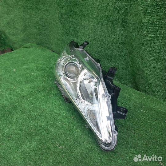 Фара передняя правая toyota camry xv 50