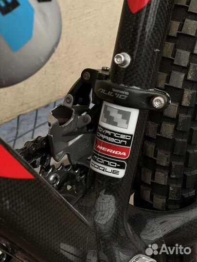 Карбоновый велосипед Merida