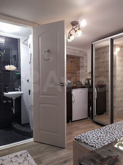 Комната 15 м² в 3-к., 4/4 эт.