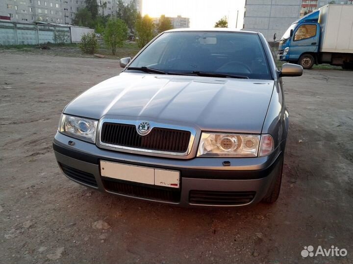 Светодиодный би-LED модуль Skoda Octavia Rapid