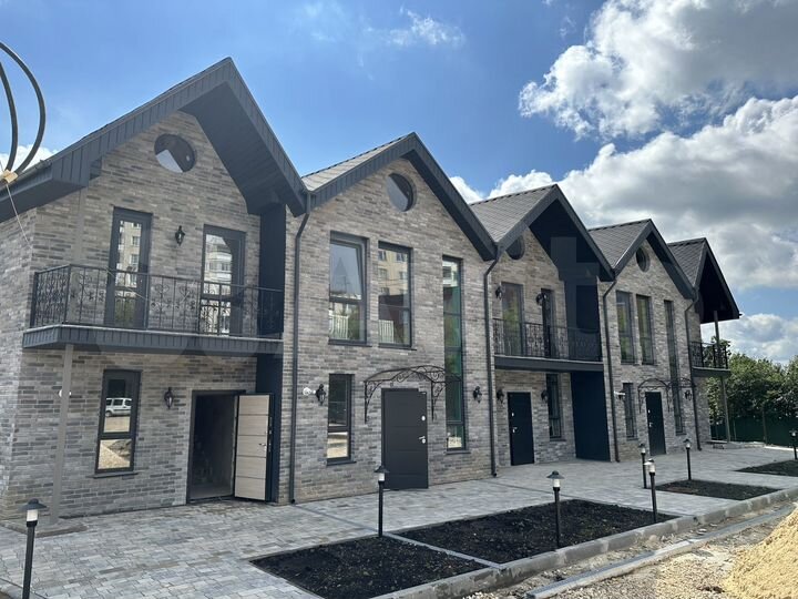 Таунхаус 169,1 м² на участке 3 сот.