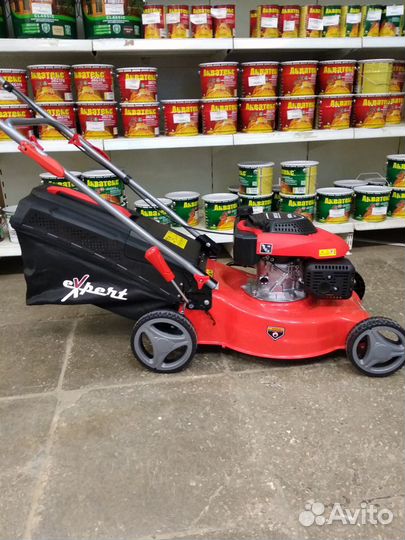 Газонокосилка бензиновая Expert L46P