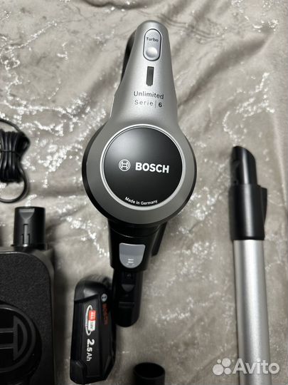 Пылесос ручной Bosch Serie 6 BCS612KA2