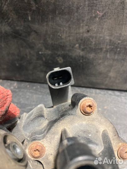 Блок клапанов пневмоподвески Land Rover Range