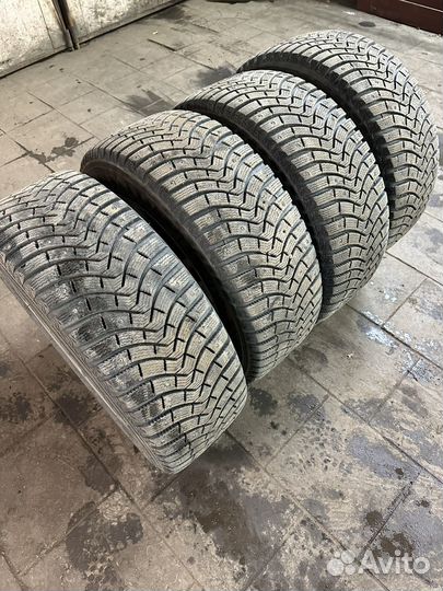 Michelin Latitude X-Ice North 2 235/55 R18 104T