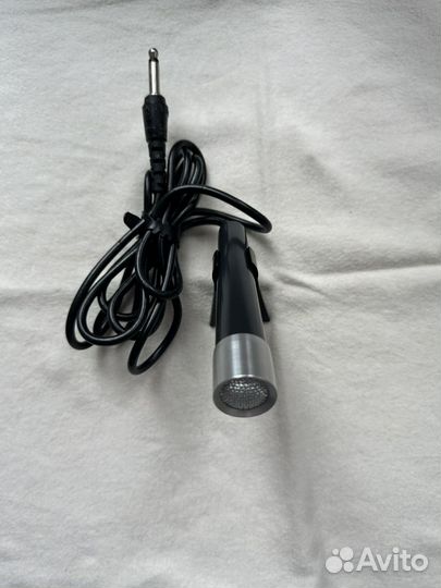 Akai микрофон