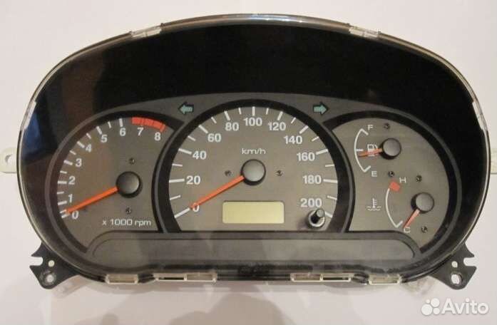 Приборная панель Hyundai Accent автомат