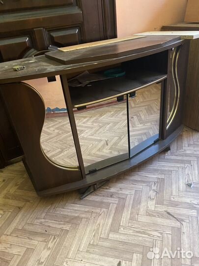 Тумба под телевизор