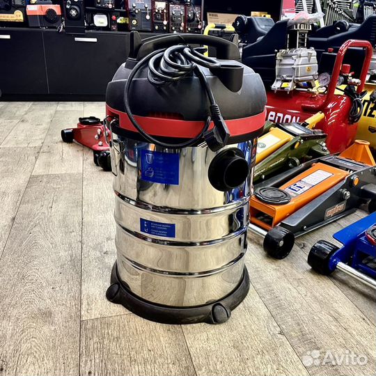 Прокат строительного пылесоса
