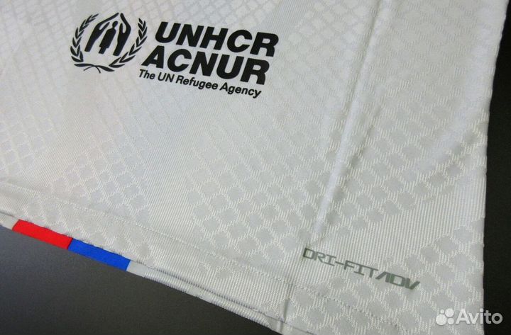 Форма третья гостевая Барселона