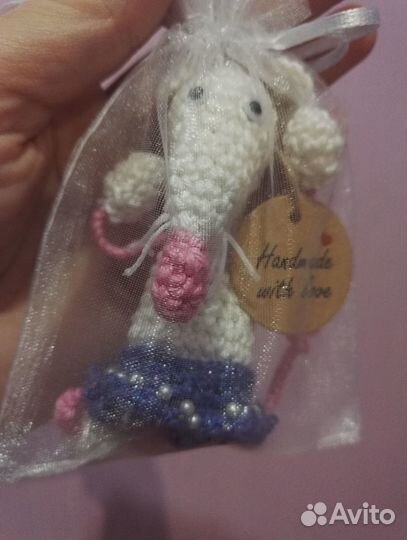 Брелок крыска белая на сумку на рюкзак