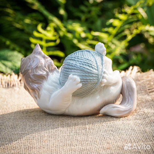 Nao by lladro статуэтка кот с клубком, Испания