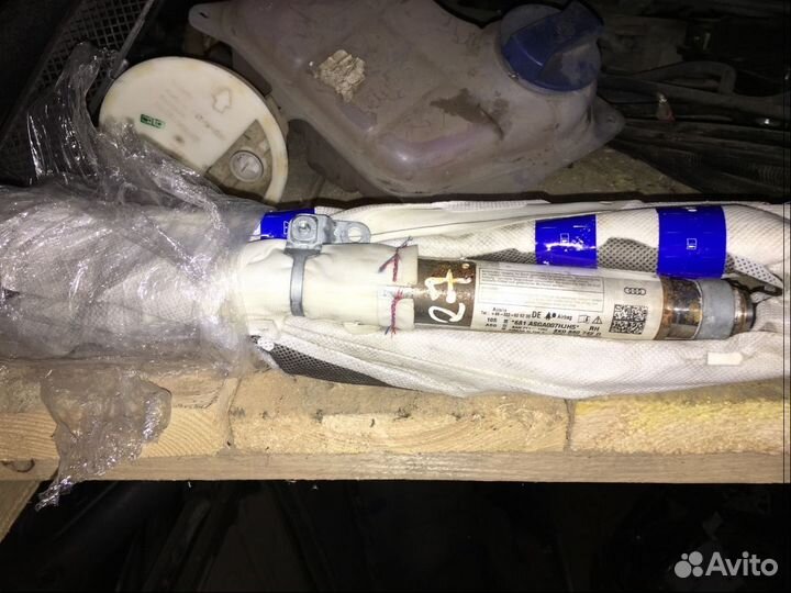 Шторка SRS правая для ауди А4 Б8 8К