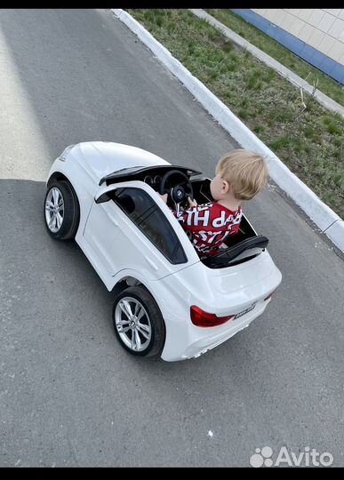 Электромобиль