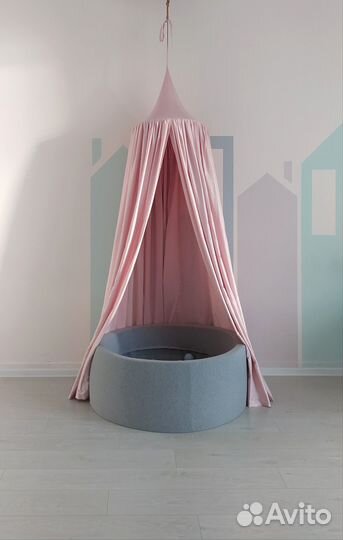 Пудровый балдахин новый на кроватку