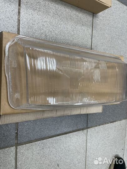 Стекло фары правое vw passat b4 1993-1996