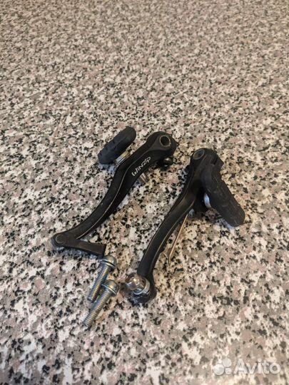 Тормоз v brake