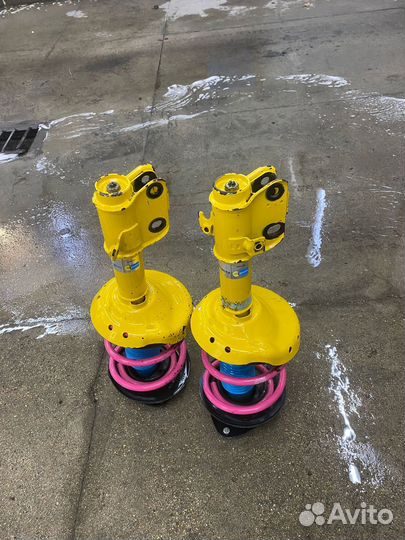 Амортизаторы Subaru Legacy(стойки передние)