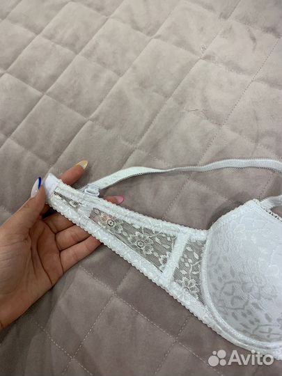 Бюстгальтер