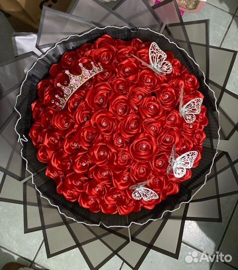 Букеты из Атласных лент 101 роза