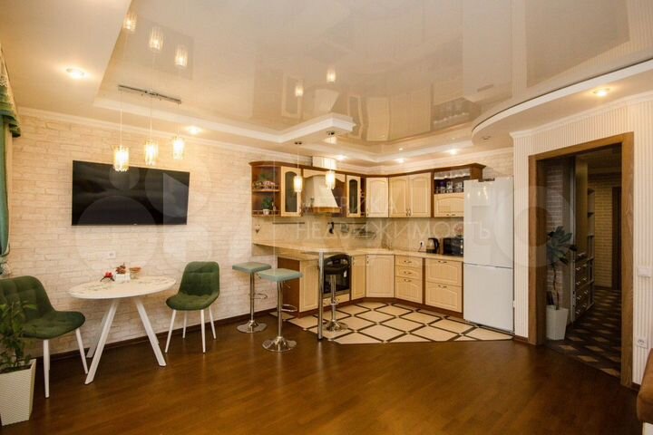 3-к. квартира, 80,5 м², 6/7 эт.