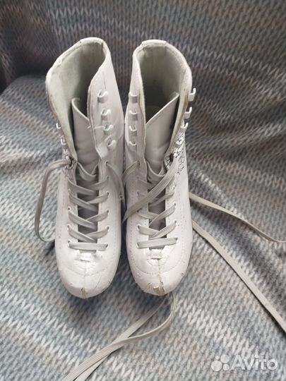 Коньки фигурные