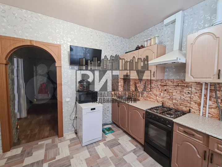 2-к. квартира, 54 м², 2/3 эт.