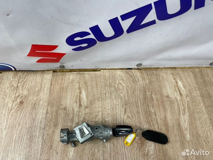 Замок зажигания Ford Focus 3 хэчбэк iqdb 2011