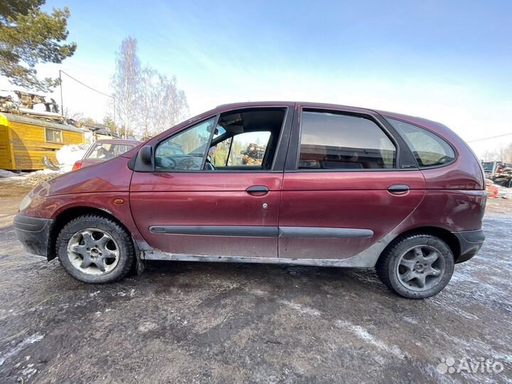 В разбор Renault megane scenic 1