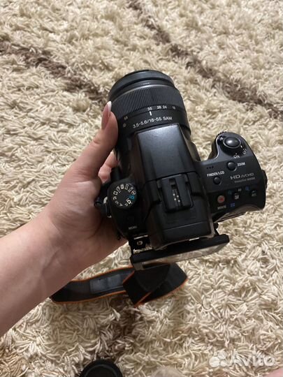 Зеркальный фотоаппарат