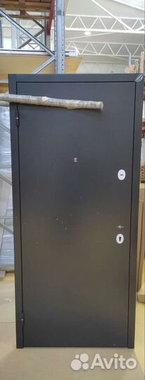 Дверь входная с установкой