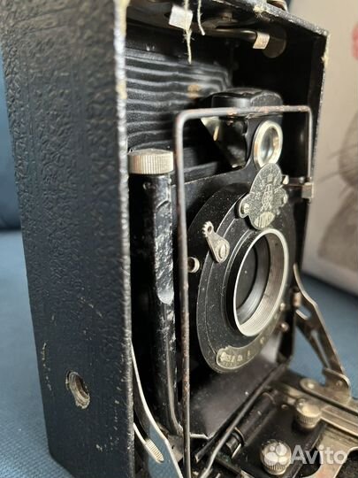 Старый фотоаппарат