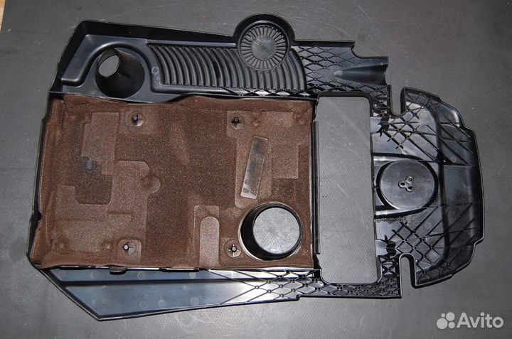 Крышка двигателя декоративная