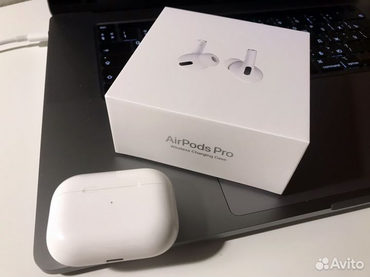 AirPods Pro (оригинал)