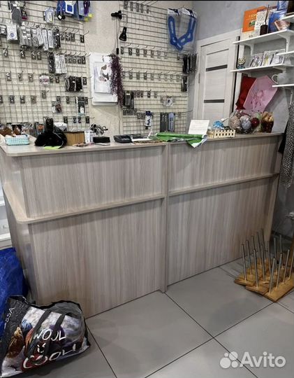 Стойка ресепшн