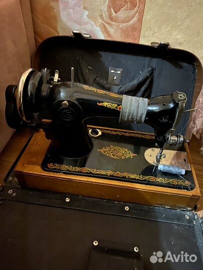 Швейная машинка подольская ручная