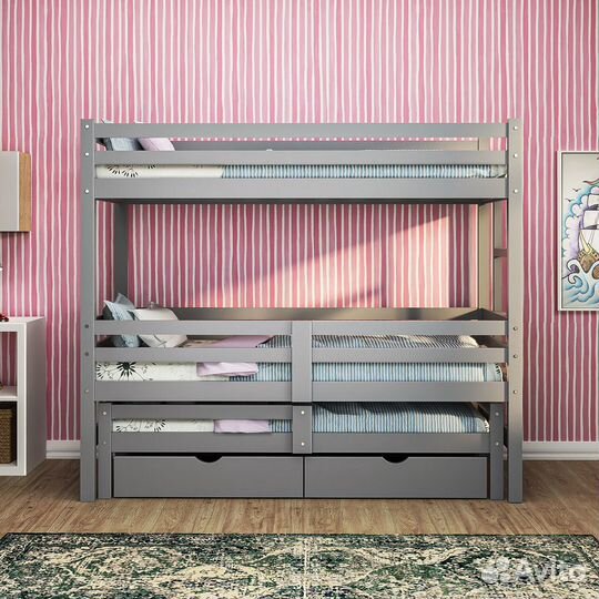 Двухъярусная кровать деревянная