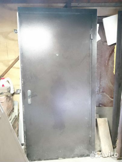 Дверь входная металлическая