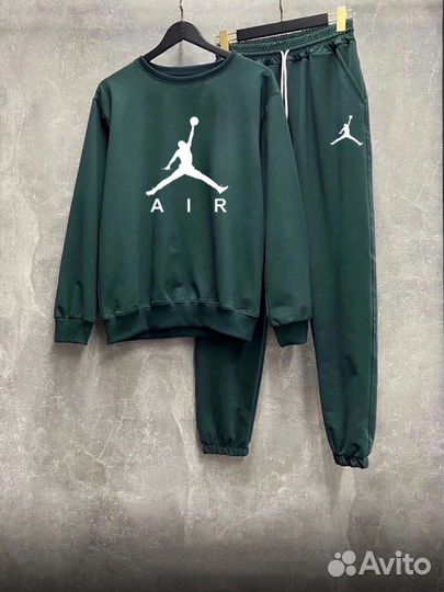 Спортивные костюмы мужские и женские парные