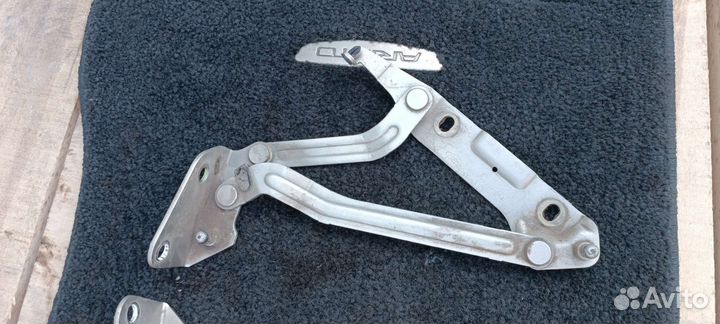 Петля багажника Форд Мондео 3 седан