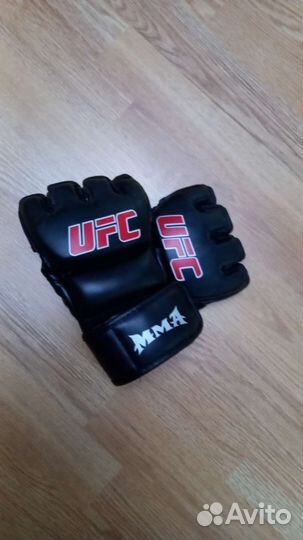 Перчатки UFC
