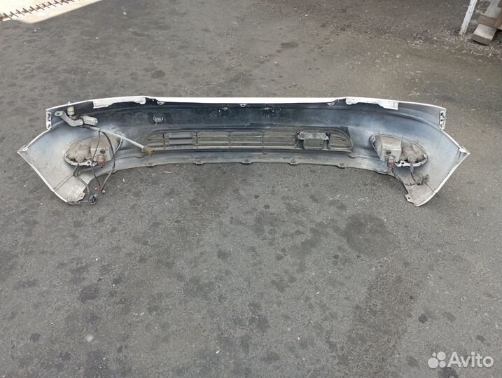 Бампер передний lexus ls430 Toyota celsior ucf30