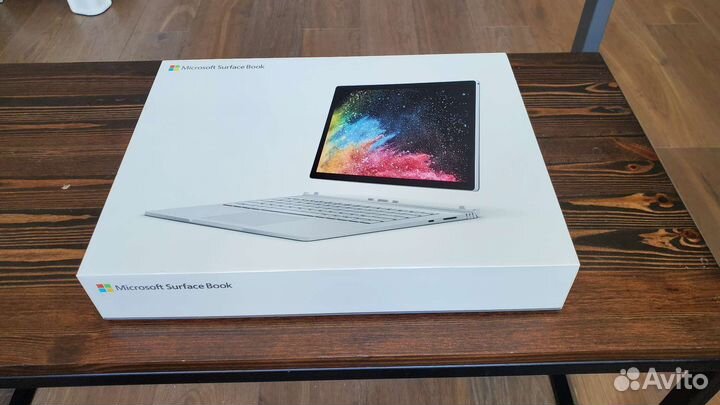 Surface book 2 13.5'', i5 8Gb, 256Gb