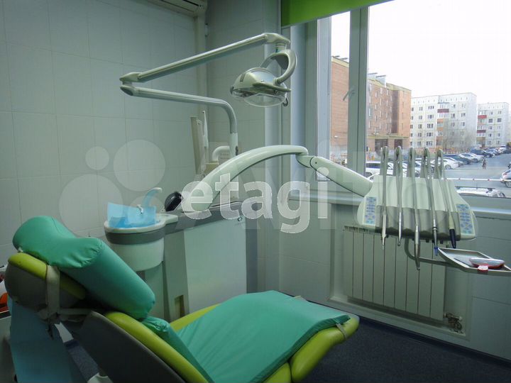 Продам помещение свободного назначения, 233.7 м²