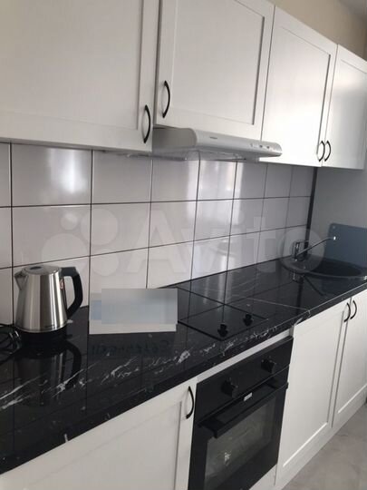 2-к. квартира, 65 м², 2/13 эт.