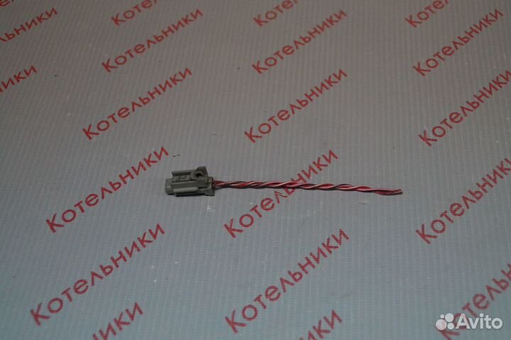 Nissan 47900-AV700 Разъем датчика ABS