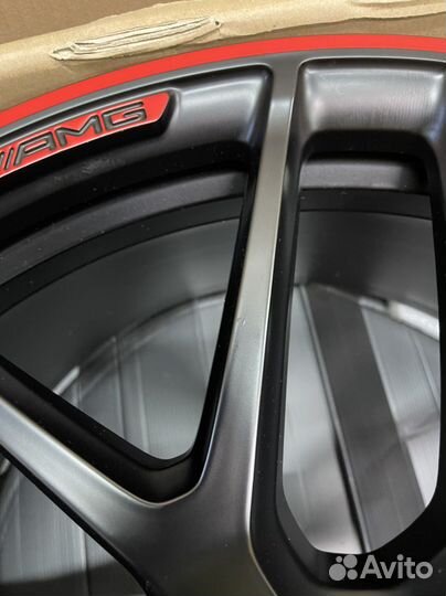 Оригинал диск R22 Mercedes G63 AMG Edition