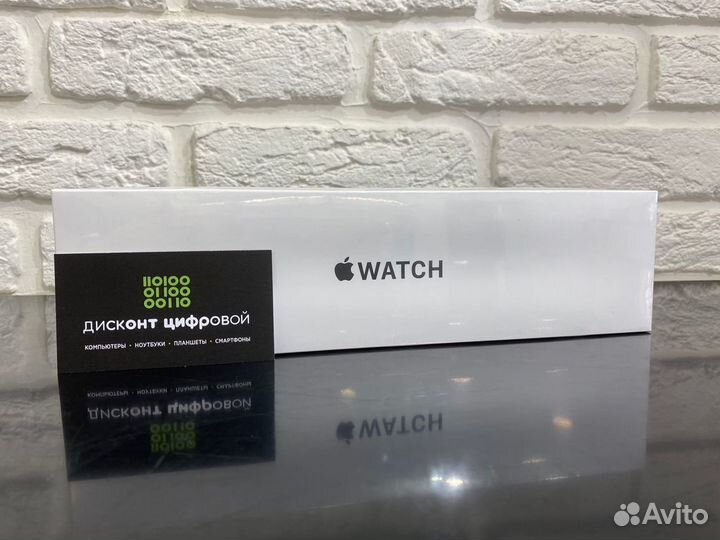 Смарт-часы Apple Watch Series SE 44mm Space Gray