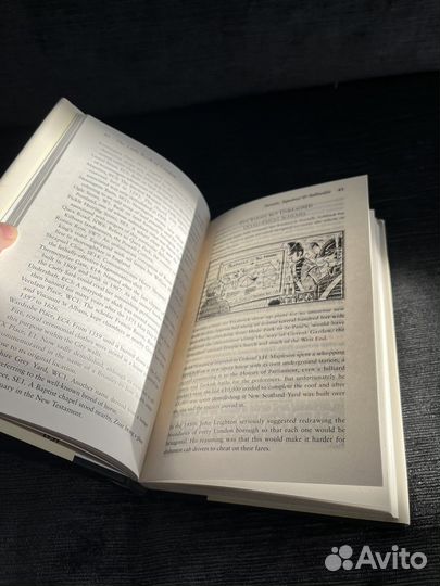 The little book of london книга на английском